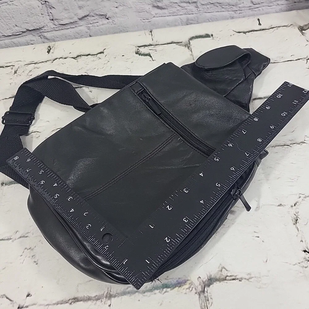 BUXTON Sling Shoulder Bag Soft‎ Genuine Leather Backpack Black Hobo Tote Pockets